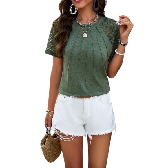 Women's Ruched Solid Hollowed Out Sleeves Round Neck Top - Picture 3 of 11